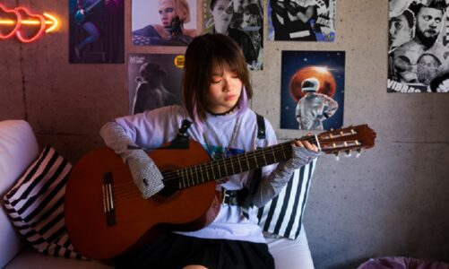 6 Guitar Myths That Are Ruining Your Music Lessons in Singapore